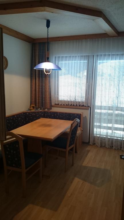 Haus Alpina Apartment Weissensee Exterior photo